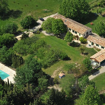 Gites Domaine Des Machottes Grans المظهر الخارجي الصورة