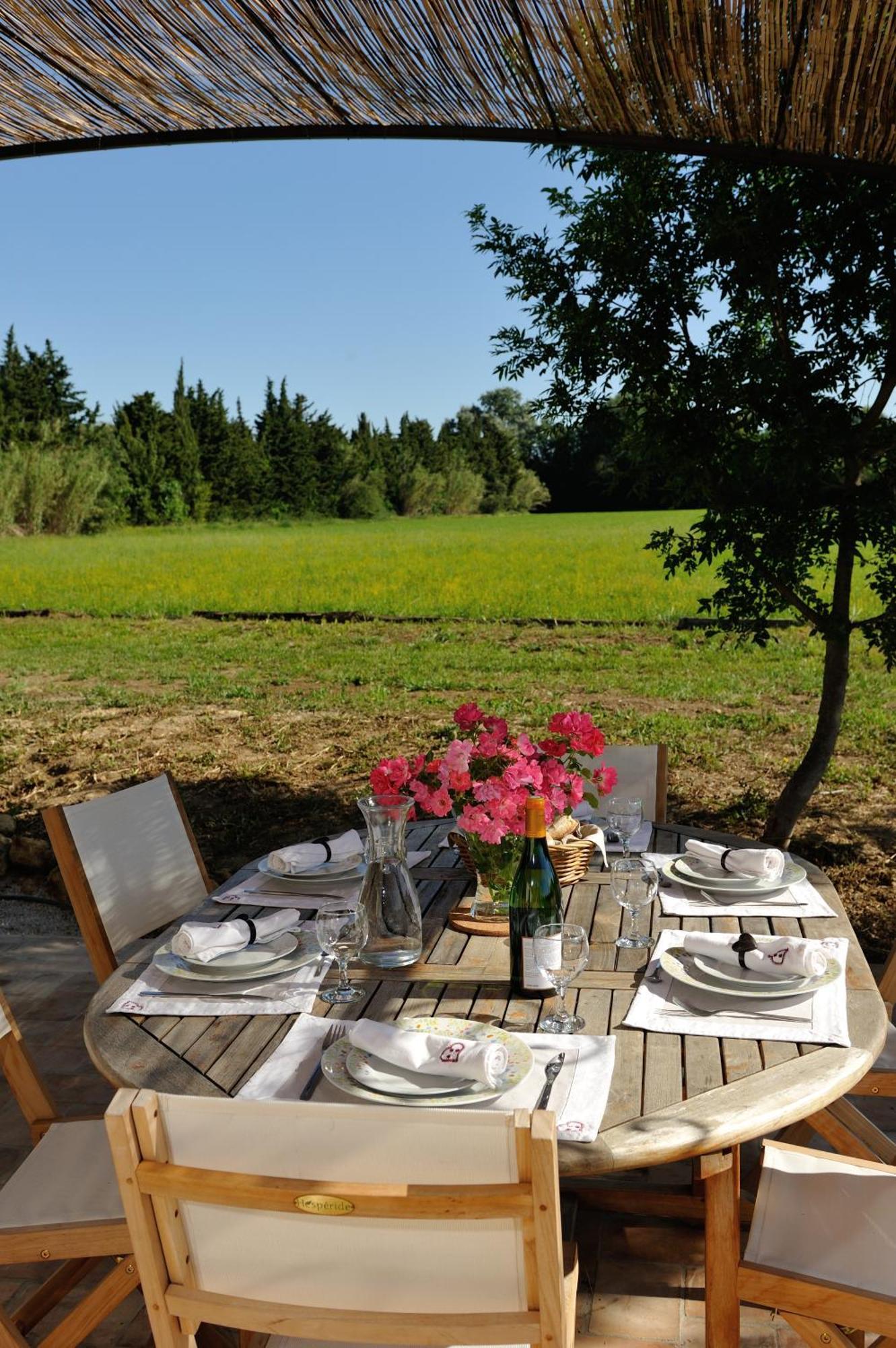 Gites Domaine Des Machottes Grans المظهر الخارجي الصورة