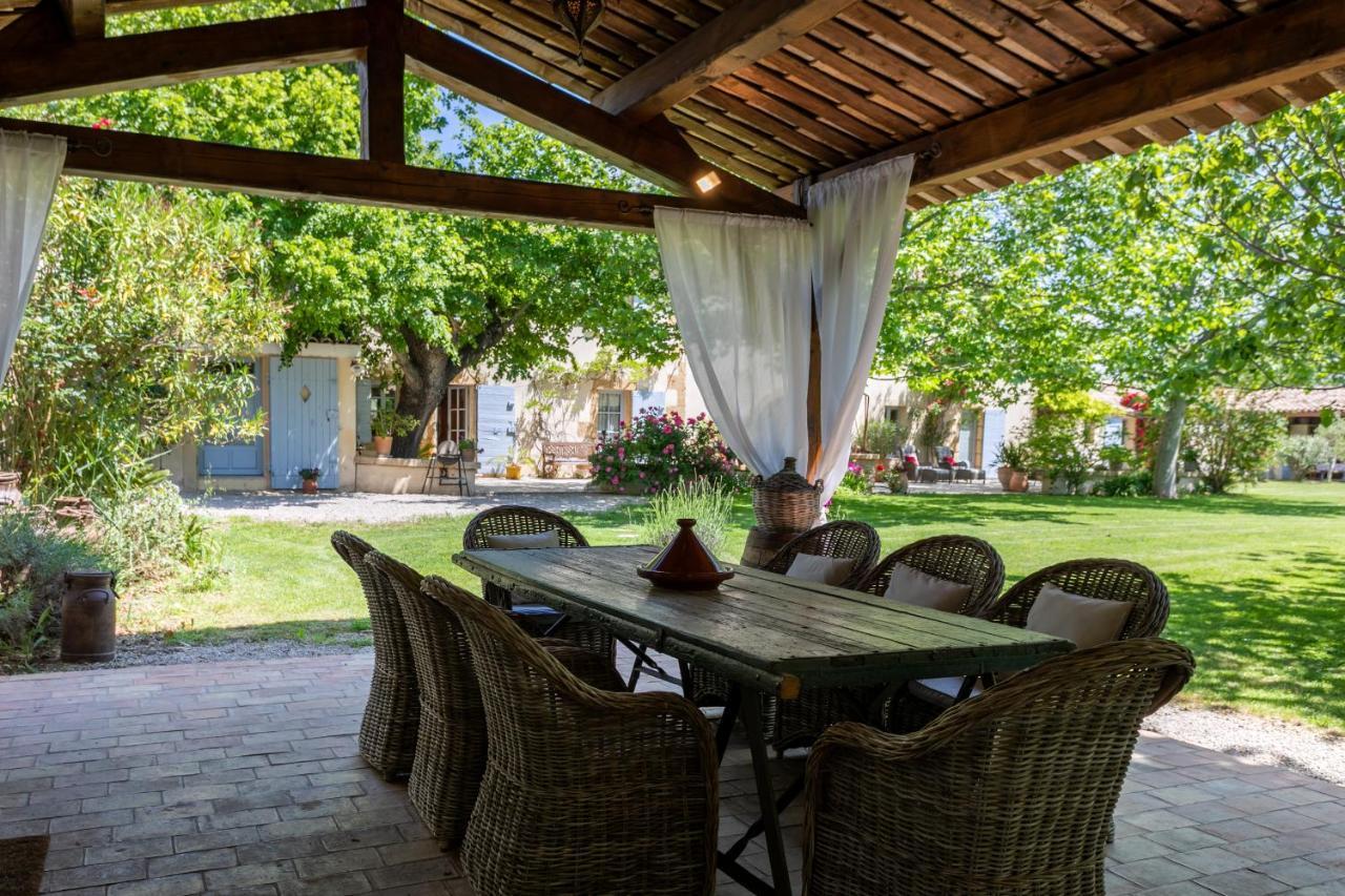 Gites Domaine Des Machottes Grans المظهر الخارجي الصورة
